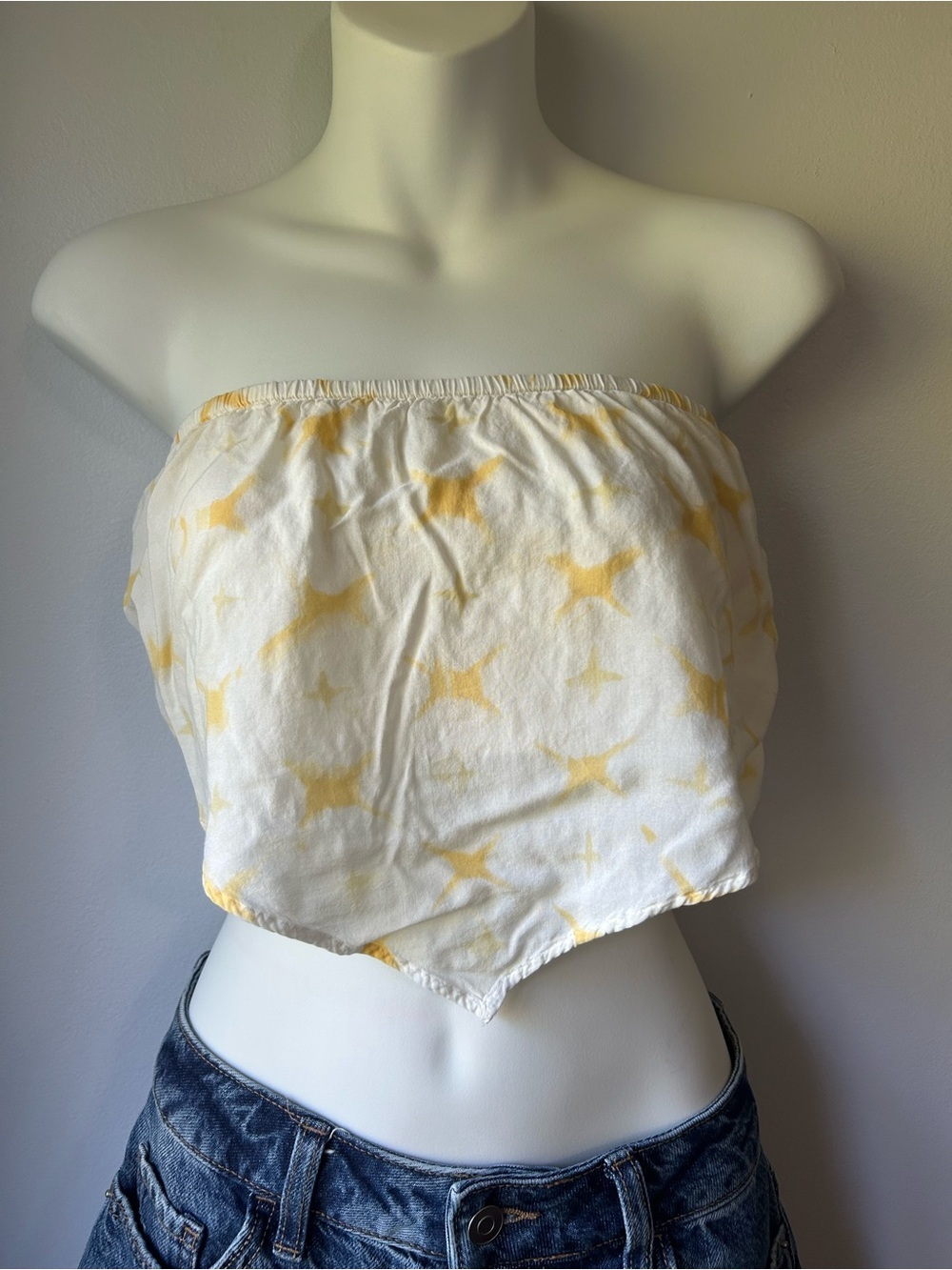 Aerie Yellow Tie-Dye Strapless Handkerchief Crop Top